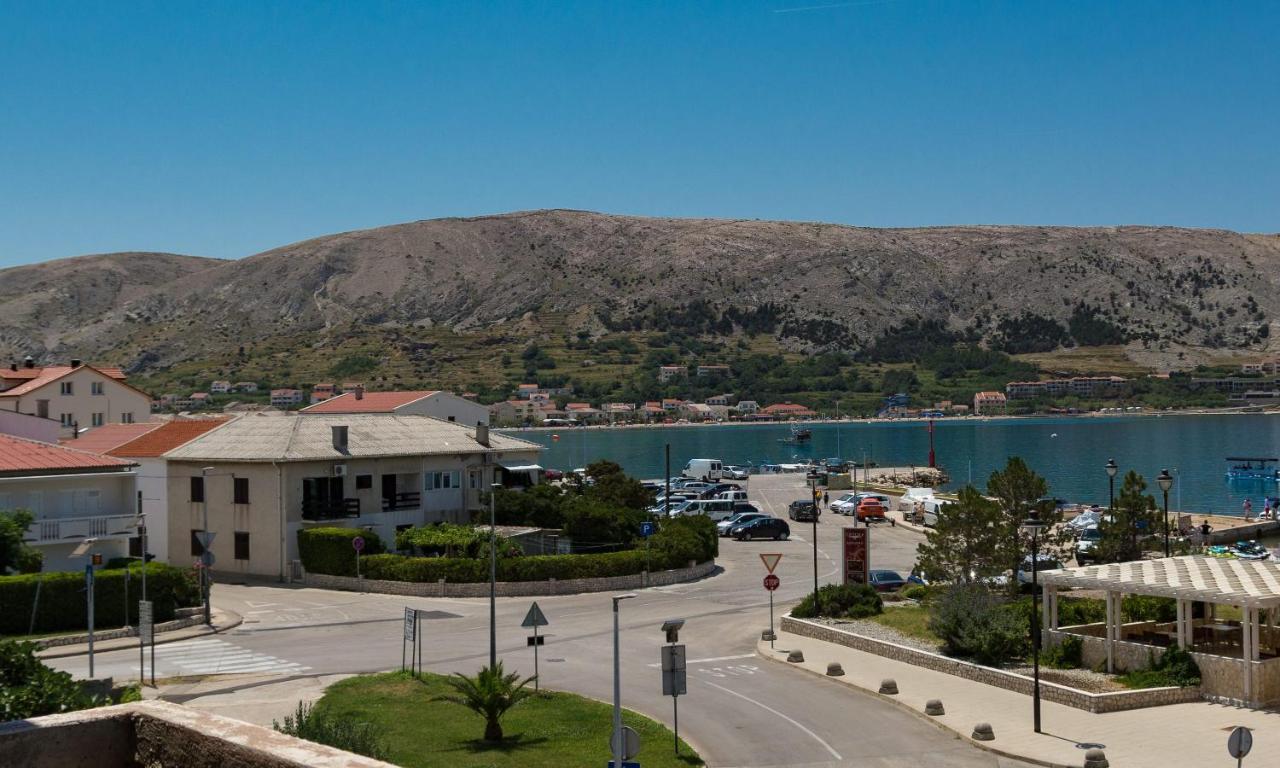 Bed And Breakfast Taverna Miskovic Pag Town Exteriör bild